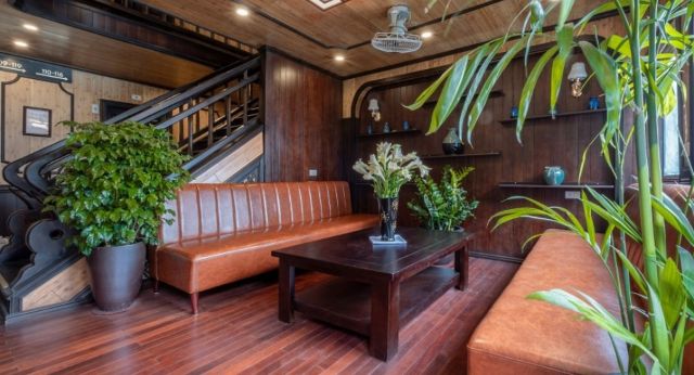 Bright Lounge