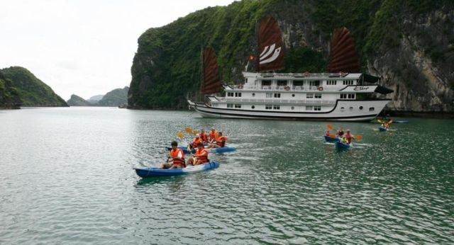 Kayaking in Halong Bay