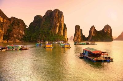 Cua Van Fishing Village - Trinh Nu Cave - Drum cave (B,L,D)