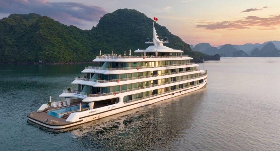 Catherine cruise in Halong Bay