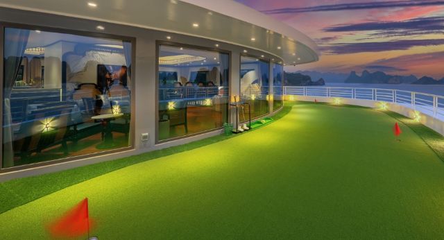 Mini golf cour on boat