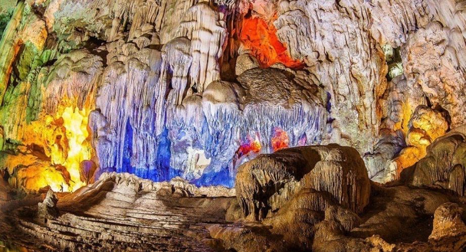 Halong Bay - Sung Sot Cave - Titop Island (L,D)