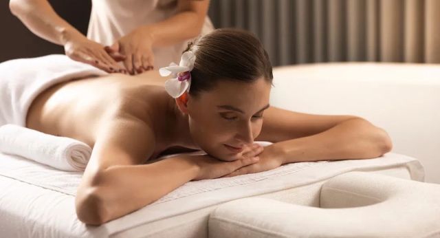 Spa & treatment on boat