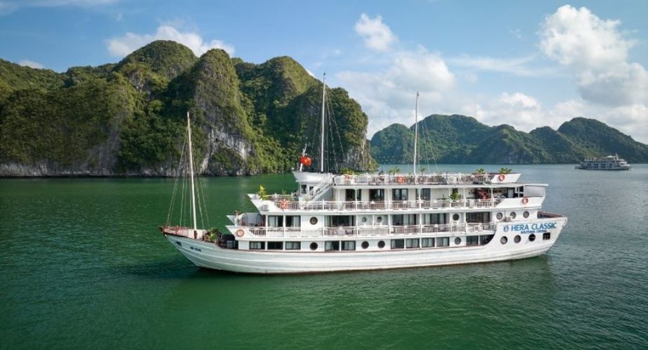 Hera Classic Boutique cruise