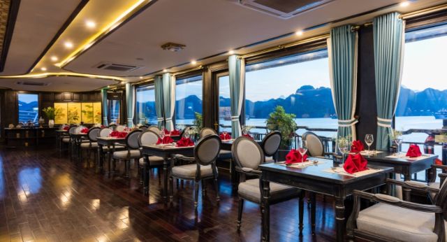 Elegant restaurant on junk
