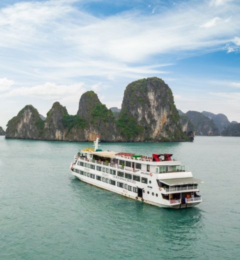 La Regina Royal Cruise Boat In Halong Bay - Lan Ha Bay