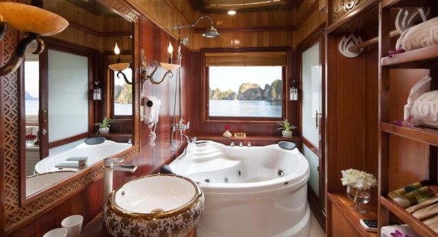 Modern bathroom with panaromic view