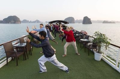 Cong Do - Vung Vieng Floatting Village (B,L)