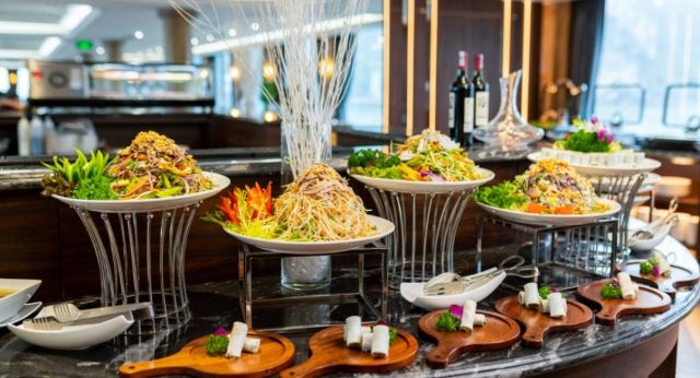 Colorful dishes