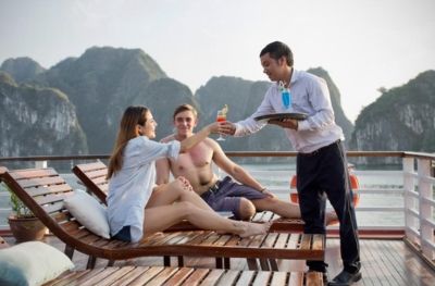 Lan Ha Bay - Cai Beo Cruise Port (B,L)