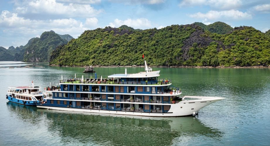 Doris Cruise Halong Bay