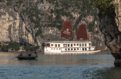 Hanoi - Tuan Chau Port - Cua Van Village - Tien Ong Cave (-,L,D)