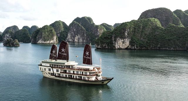 Heritage Line Ylang cruise