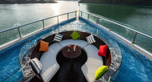 Jacuzzi from skyview
