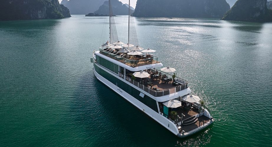 Jade Sails Cruise Halong Bay