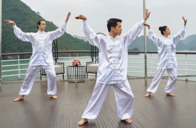 Sung Sot Cave - Halong Bay - Hanoi (Breakfast)