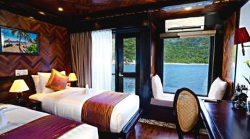 Deluxe Cabin - Upper Deck