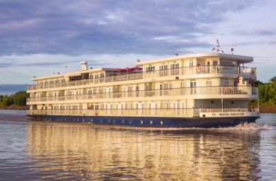 Phnom Penh - Embarkation (-,L,D)