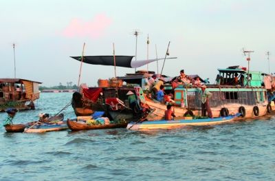 Can Tho - Cai Rang floating market - Transfer to Phu Quoc (B,L)