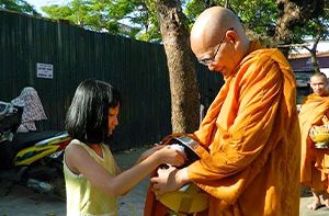 Luang Pra Bang - Vientiane | By Plane (B)