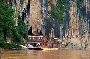 Nong Khiaw - Pak Ou (B/L) (120km - 3h00 By Car)