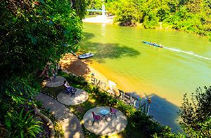 Vientiane - Nam Ngum Lake - Vang Vieng (B/L)