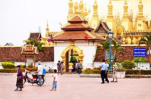 VANG VIENG - VIENTIANE (B)