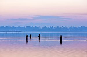 Full Day Amarapura Tour (B, L)