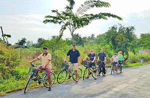 Ho Chi Minh City - Ben Tre - HCM City
