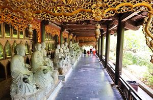 Tam Coc - Thung Nham - Bai Dinh Pagoda - Hanoi - Sapa By Night Train (B; L)