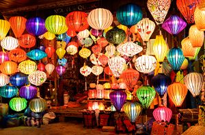 Hanoi - Da Nang / By Plane - Hoi An (B)