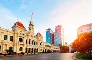 Hue - Saigon (Ho Chi Minh City) (B; L)