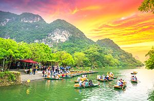 Hanoi - Ninh Binh - Trang An - Bai Dinh Pagoda (B; L)