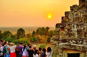 Phnom Penh - Siem Reap By Car (B)