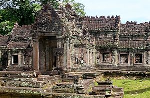 Siem Reap - Ta Prohm - Banteay Kdei, Sra Srong, Ta Keo, Thommanon - Preah Khan, Kravan, Neak Pean - Phnom Bakheng Hill (B ; L)