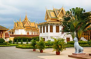 Phnom Penh City Tour (B ; L)