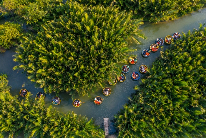 Basket boat experience in the heart of the Bay Mau coconut forest