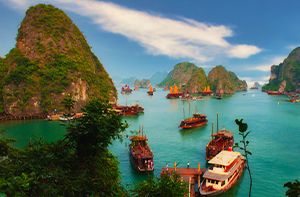 Hanoi – Halong Bay (B ; L ; D) (160km – 3h30)
