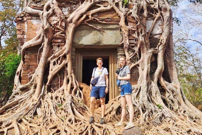 Visit Angkor's complex and temples