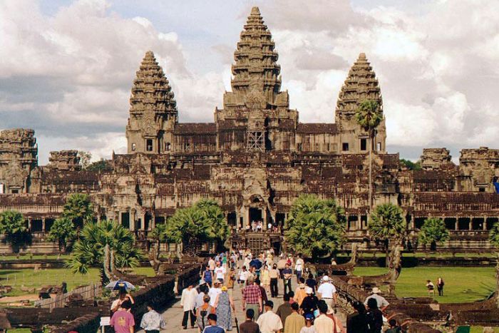 Exploring the temples of Angkor