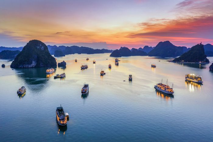 Halong Bay cruise