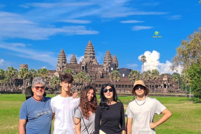 Choose 2 weeks in Cambodia with your family, choose a memorable stay!