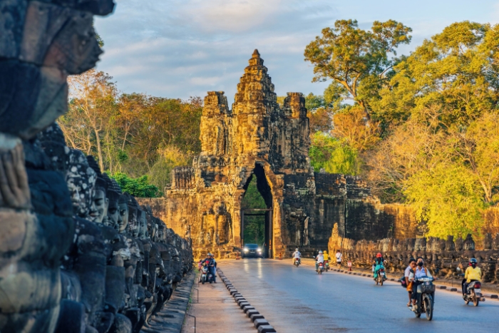 Angkor Thom – the ancient mossy and enchanting city of Cambodia