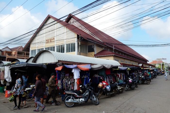 Phsar Leu Market: A Colorful and Authentic Local Market in Battambang