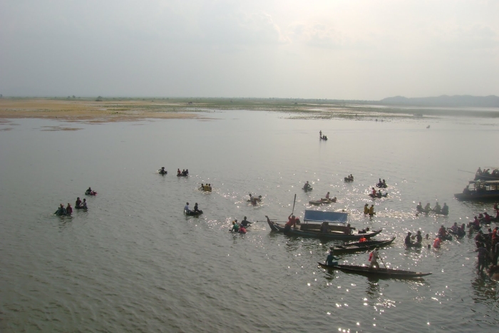 Trek in Battambang: Scenic Trails Around Kamping Puoy Reservoir