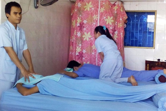 Experience at Hope of Blind Seeing Hand Massage, best foot spa in Battambang