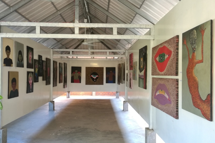 Romcheik 5 Art Space, a place to find souvenirs in Battambang