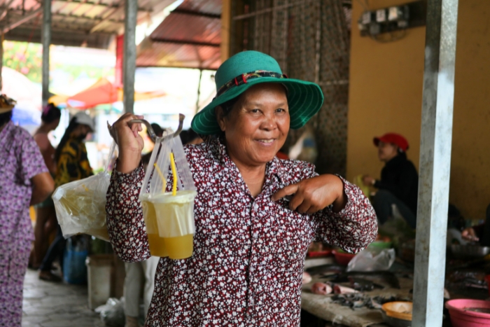 Try sugarcane juice, a specialty in Battambang