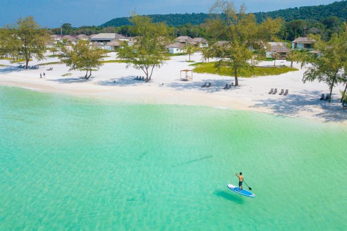 Sok San Beach: a long wild beach in the heart of Koh Rong