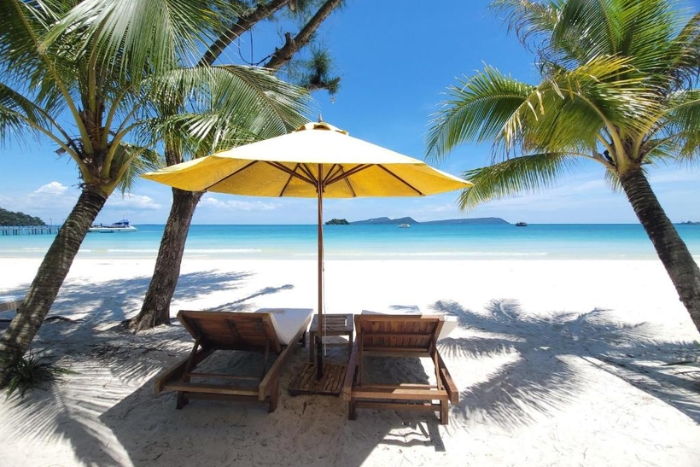 Long Set Beach (Koh Rong)